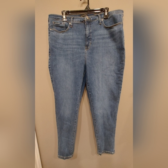 Banana Republic High Rise Skinny Jeans - Picture 1 of 4